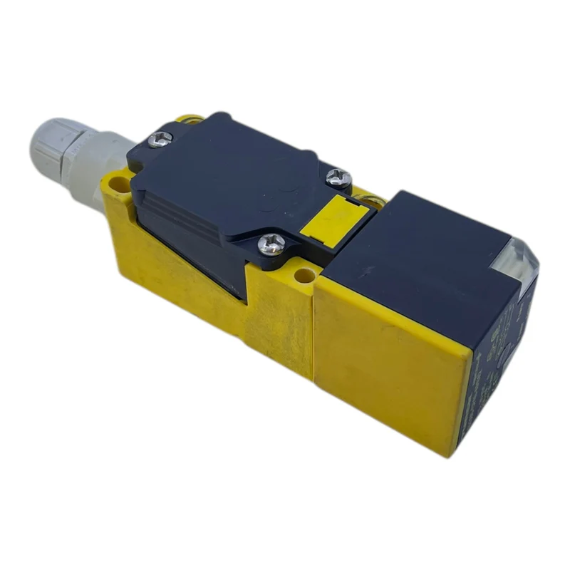 Turck Bi30U-CP40-AP6X2 Induktiver Sensor Turck Bi30U-CP40-AP6X2 Induktiver Senso