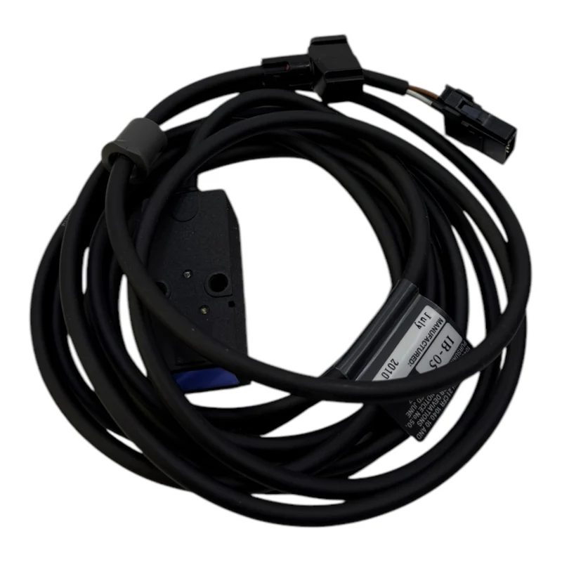 Keyence IB-30 Laser Sensor Keyence IB-30 Laser Sensor Keyence IB-30 Laser Sensor