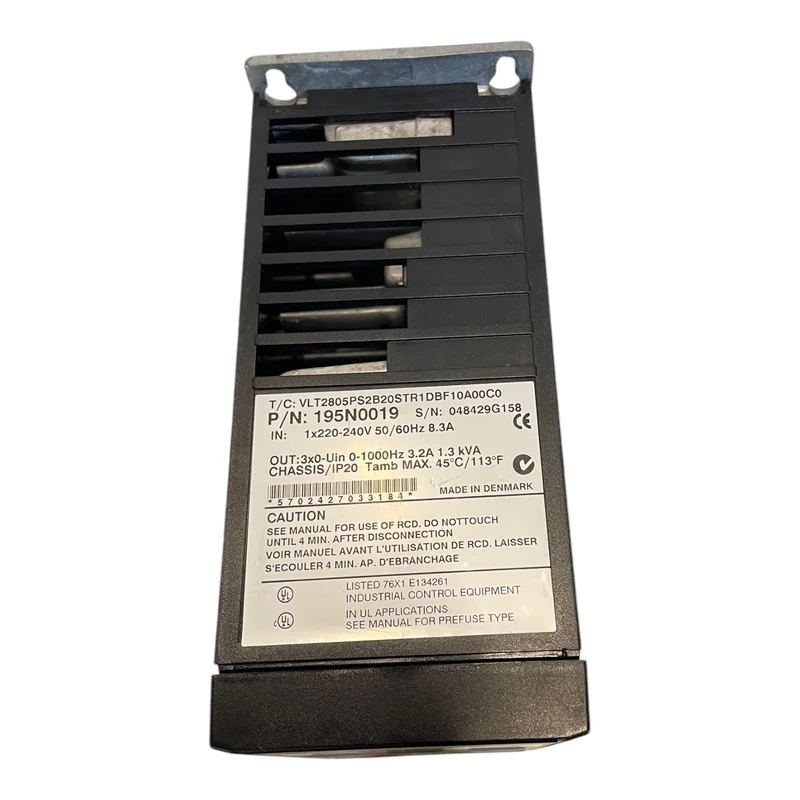 Danfoss 195N0019 Frequenzumrichter 1,3kVA VLT2805PS2B20STR1DBF10A00C0 Industrie