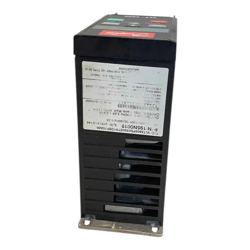 Danfoss 195N0019 Frequenzumrichter 1,3kVA VLT2805PS2B20STR1DBF10A00 Industrie