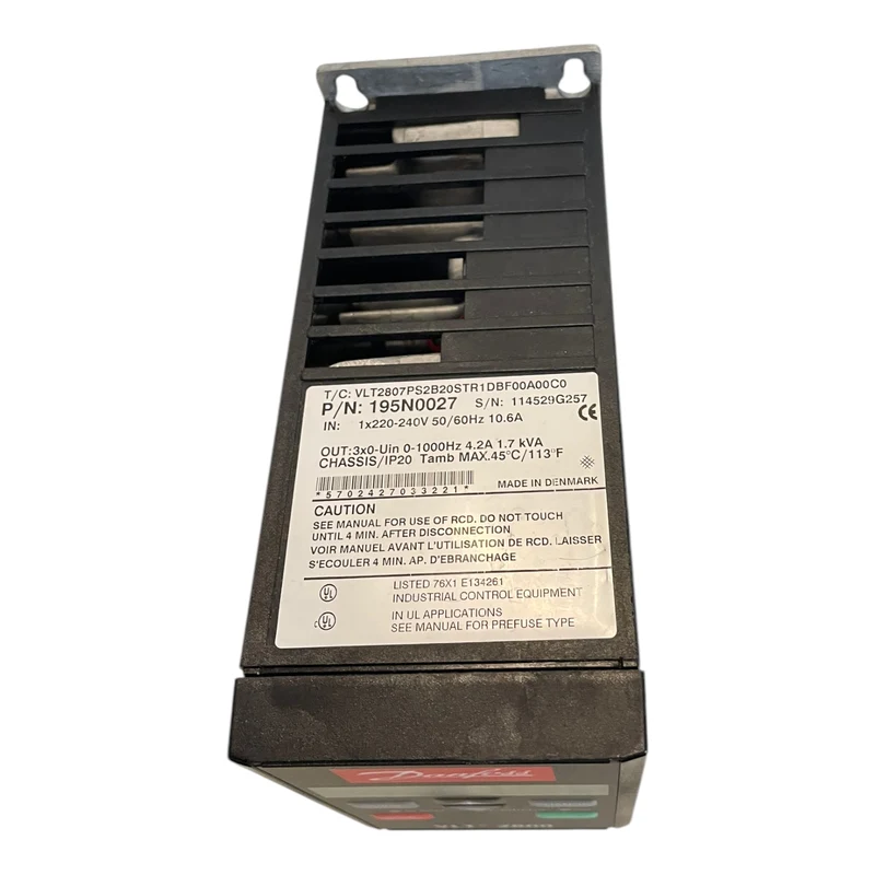 Danfoss 195N0027 Frequenzumrichter 1,7kVA VLT2807PS2B20STR1DBF00A00C0 Industrie