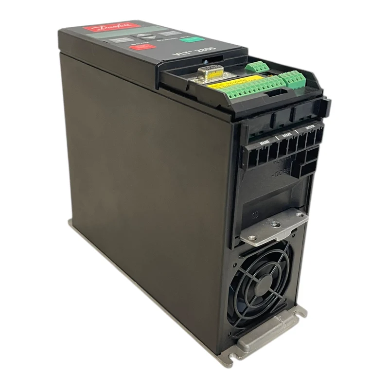Danfoss 195N0031 Frequenzumrichter 1,7kVA VLT2807PS2B20STR1DBF10A00 Industrie