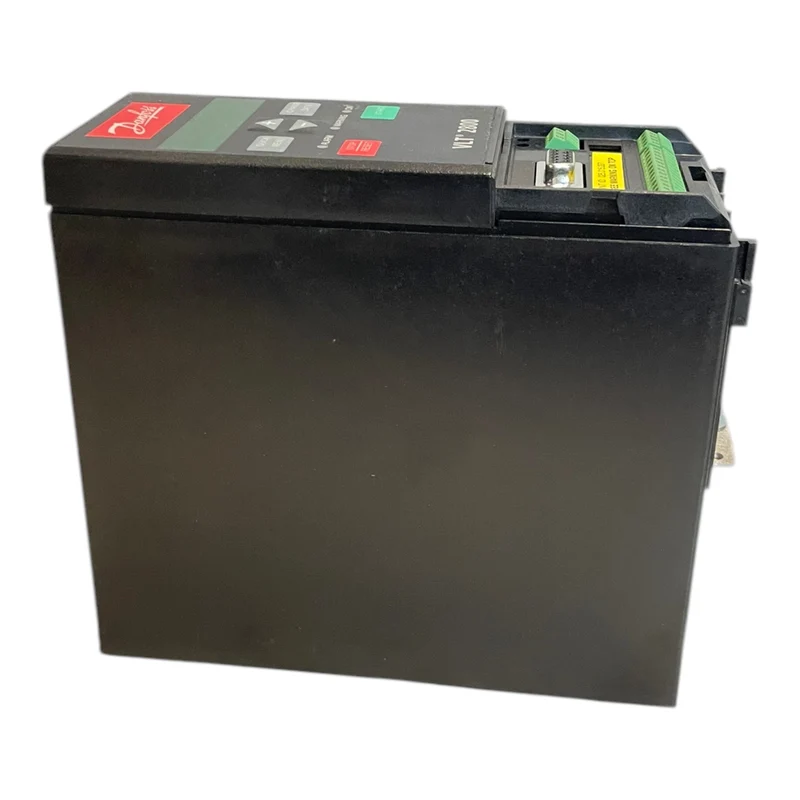 Danfoss 178B2299 Frequenzumrichter 0,9kVA VLT2803PS2B20STR4DBF10A00C0 Industrie