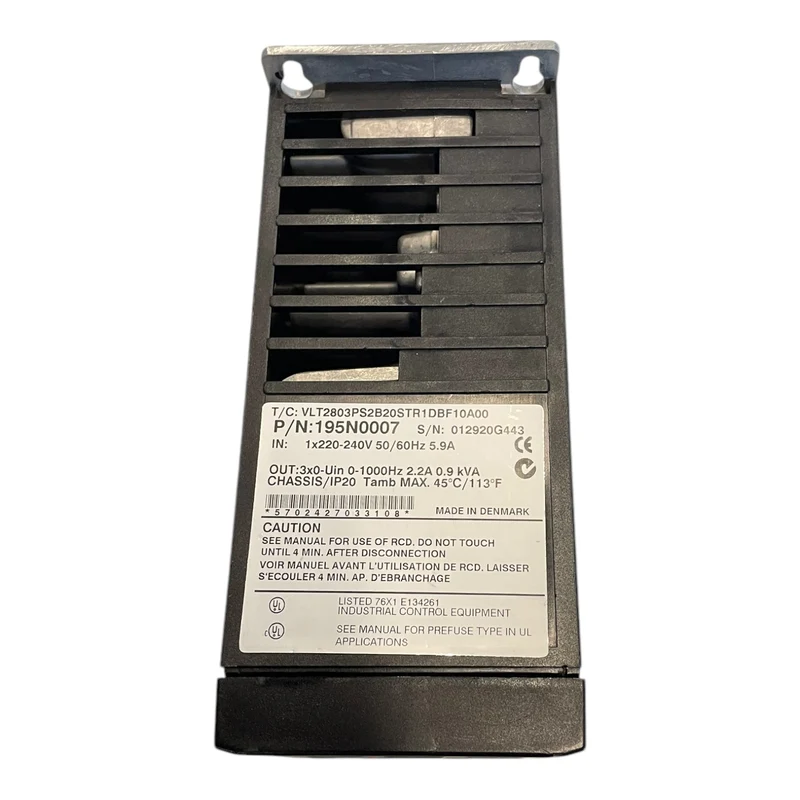 Danfoss 195N0007 Frequenzumrichter 0,9kVA VLT2803PS2B20STR1DBF10A00 Industrie