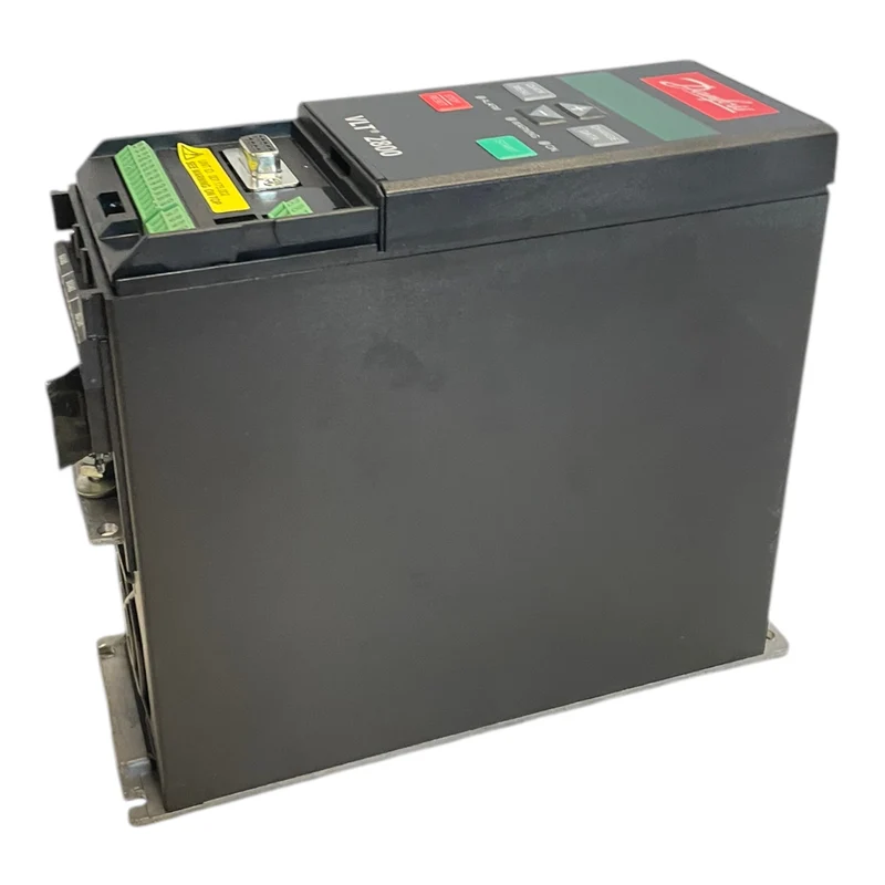 Danfoss 195N0007 Frequenzumrichter 0,9kVA VLT2803PS2B20STR1DBF10A00 Industrie
