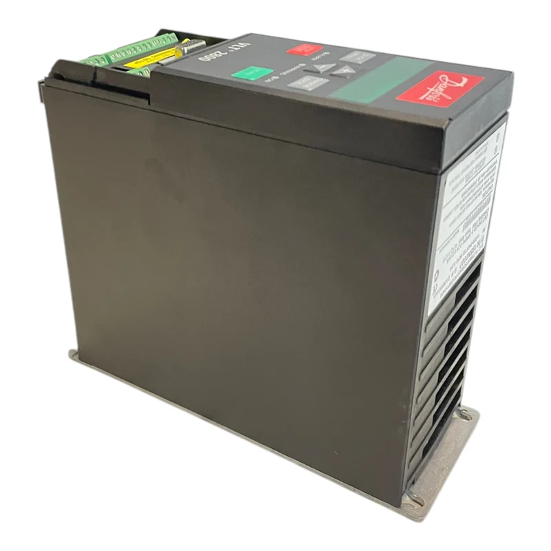 Danfoss 195N0007 Frequenzumrichter 0,9kVA VLT2803PS2B20STR1DBF10A00 Industrie