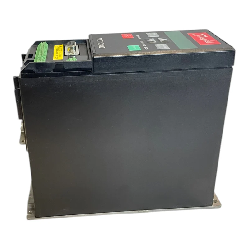 Danfoss 195N0007 Frequenzumrichter 0,9kVA VLT2803PS2B20STR1DBF10A00C0 Industrie