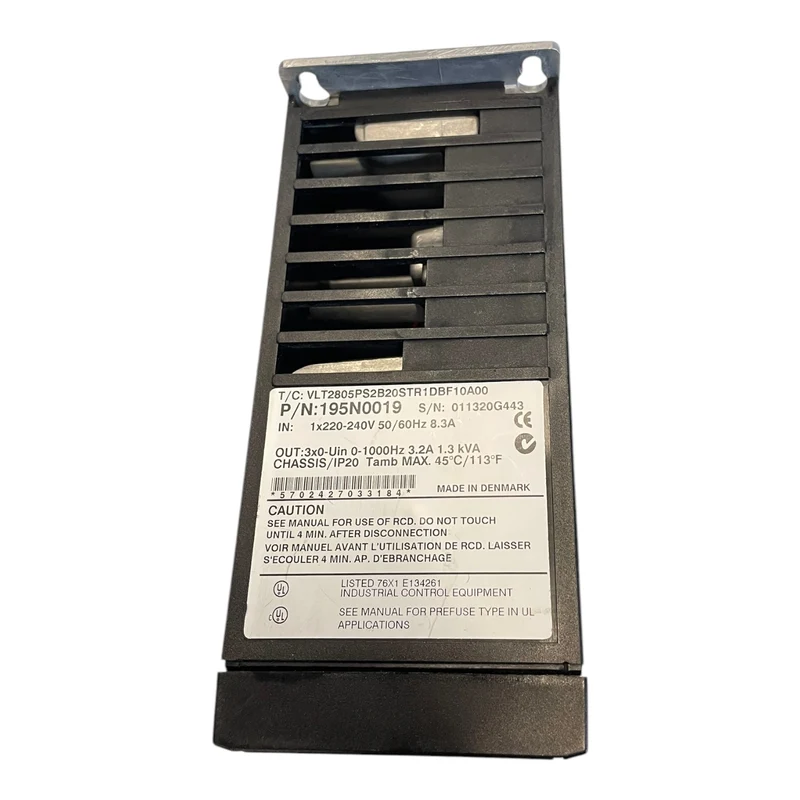 Danfoss 195N0019 Frequenzumrichter 1,3kVA VLT2805PS2B20STR1DBF10A00 Industrie