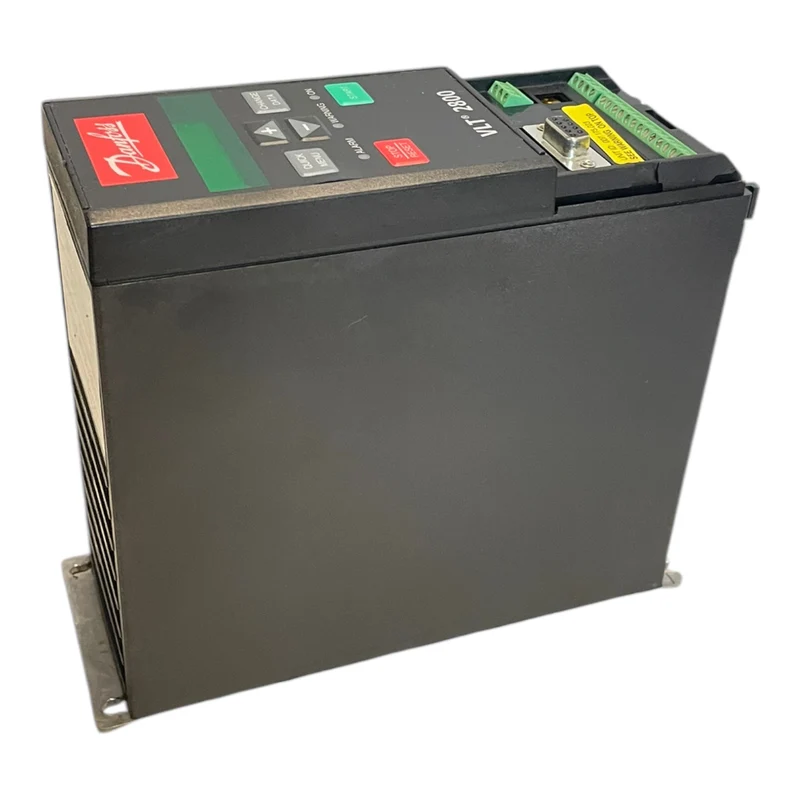 Danfoss 195N0007 Frequenzumrichter 0,9kVA VLT2803PS2B20STR1DBF10A00 Industrie