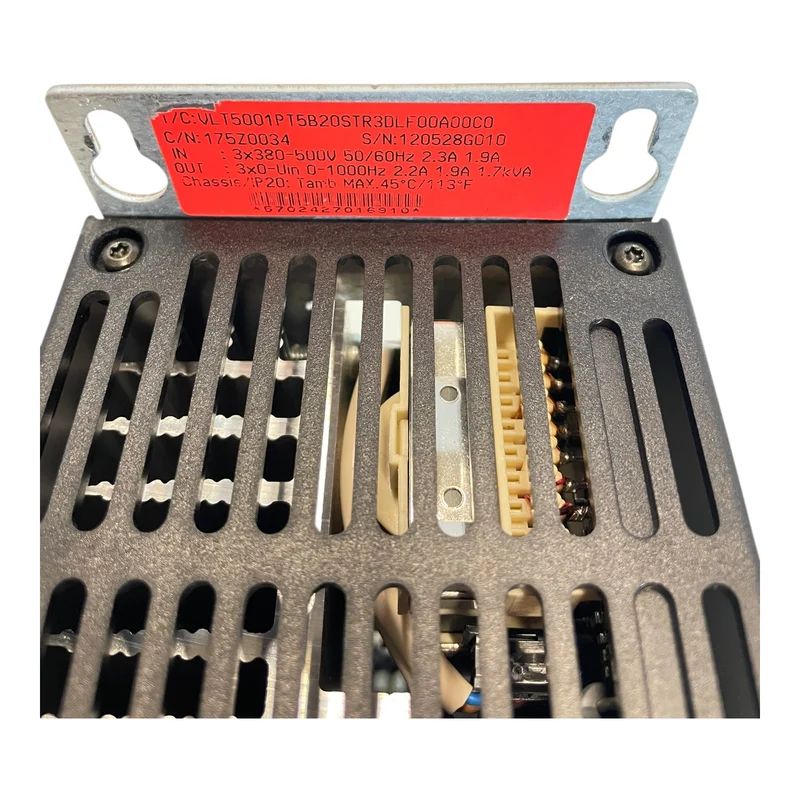 Danfoss 175Z0034 Frequenzumrichter 1,7kVA VLT5001PT5B20STR3DLF00A00C0 Industrie