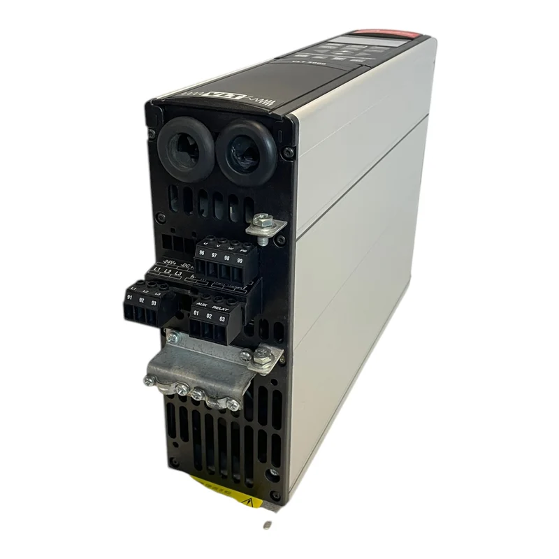Danfoss 175Z0034 Frequenzumrichter 1,7kVA VLT5001PT5B20STR3DLF00A00C0 Industrie