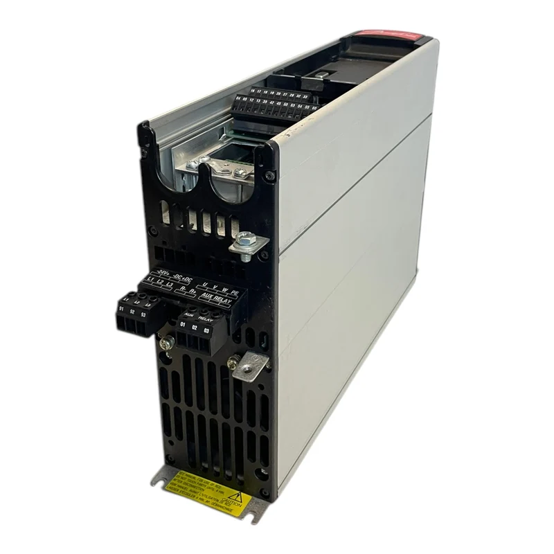 Danfoss 175Z0031 Frequenzumrichter 1,7kVA VLT5001PT5B20STR3D0F00A00C0 Industrie