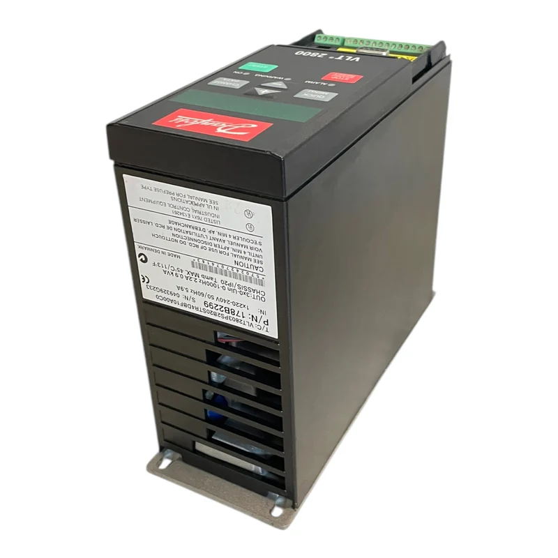 Danfoss 178B2299 Frequenzumrichter 0,9kVA VLT2803PS2B20STR4DBF10A00C0 Industrie