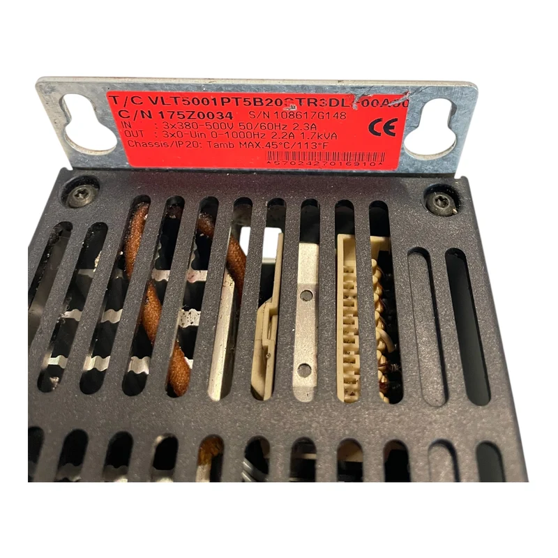 Danfoss 175Z0034 Frequenzumrichter 1,7kVA VLT5001PT5B20STR3DLF00A00 Industrie