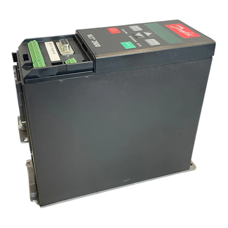 Danfoss 195N0004 Frequenzumrichter 0,9kVA VLT2803PS2B20STR1DBF10A00 Industrie