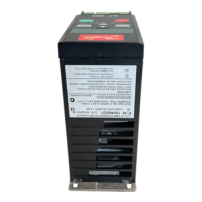 Danfoss 195N0031 Frequenzumrichter 1,7kVA VLT2807PS2B20STR1DBF10A00C0 Industrie