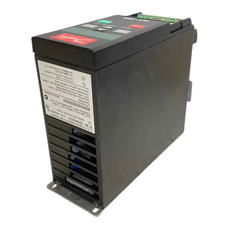 Danfoss 195N0031 Frequenzumrichter 1,7kVA VLT2807PS2B20STR1DBF10A00C0 Industrie