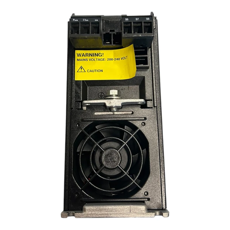 Danfoss VLT2803 195N0007 Frequenzumrichter VLT2803PS2B20STR1DBF10A00C0 Danfoss V
