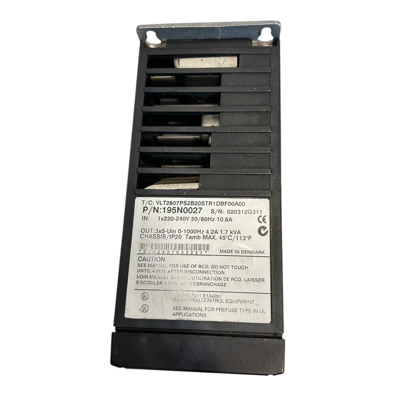Danfoss VLT2807 195N0027 Frequenzumrichter VLT2807PS2B20STR1DBF00A00 Danfoss VLT