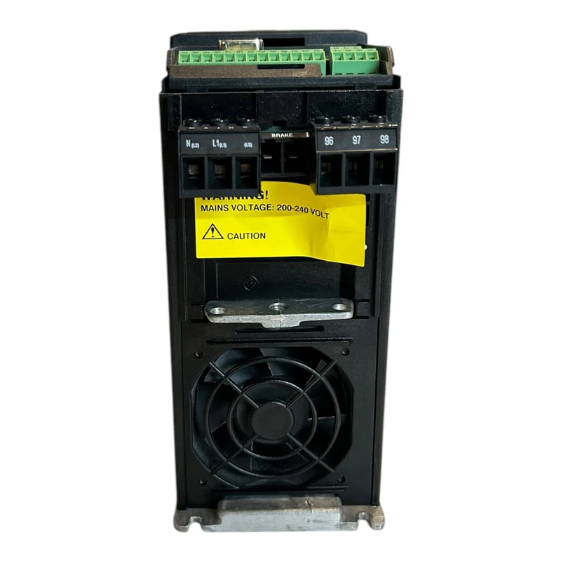 Danfoss VLT2803 195N0007 Frequenzumrichter VLT2803PS2B20STR1DBF10A00C0 Danfoss V
