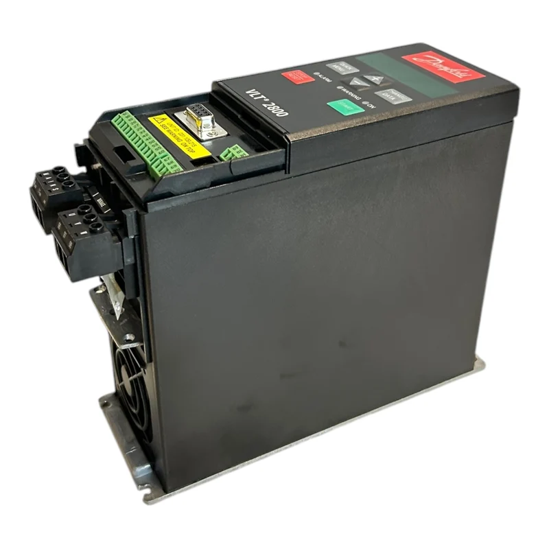 Danfoss VLT2803 195N0007 Frequenzumrichter VLT2803PS2B20STR1DBF10A00C0 Danfoss V