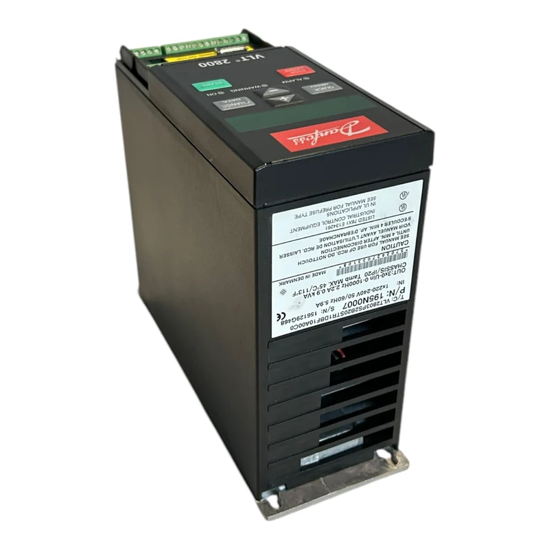 Danfoss VLT2803 195N0007 Frequenzumrichter VLT2803PS2B20STR1DBF10A00C0 Danfoss V
