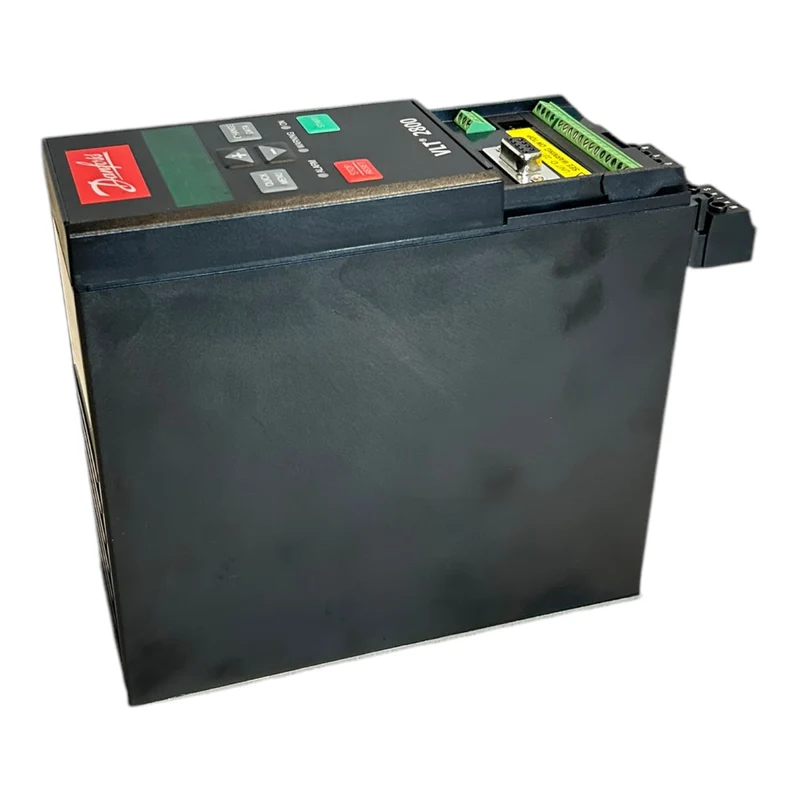 Danfoss VLT2803 195N0007 Frequenzumrichter VLT2803PS2B20STR1DBF10A00C0 Danfoss V