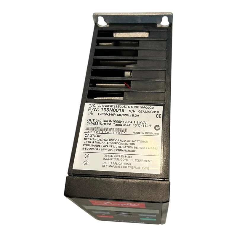 Danfoss VLT2805 195N0019 Frequenzumrichter VLT2805PS2B20STR1DBF10A00 Danfoss VLT