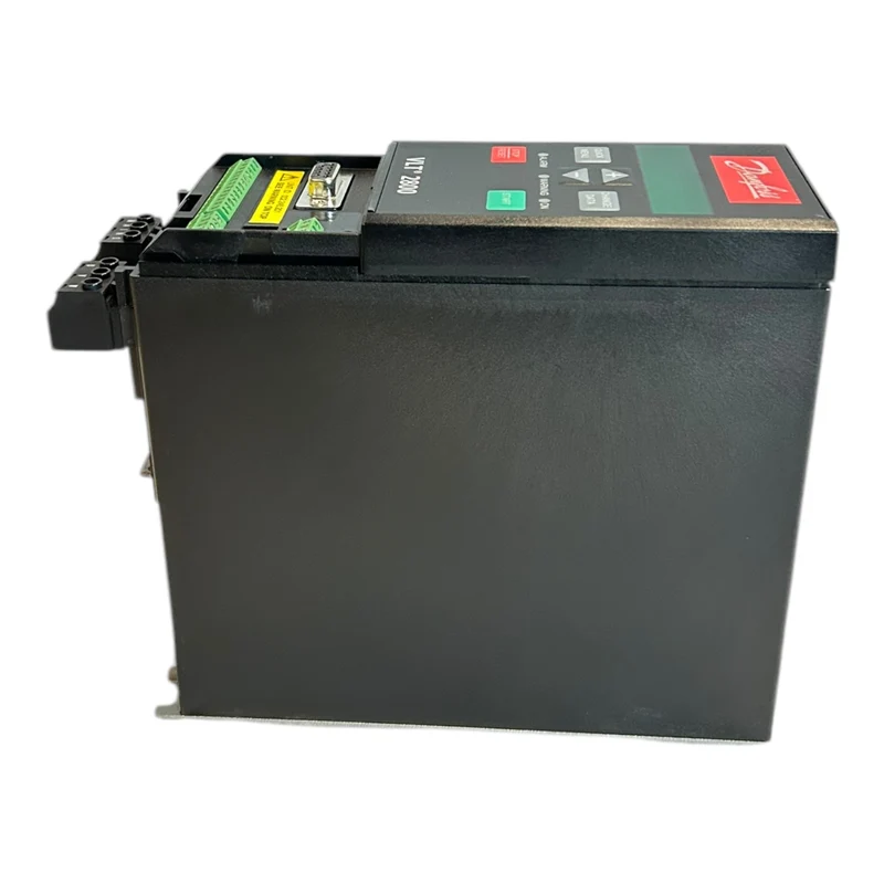Danfoss VLT2805 195N0019 Frequenzumrichter VLT2805PS2B20STR1DBF10A00 Danfoss VLT