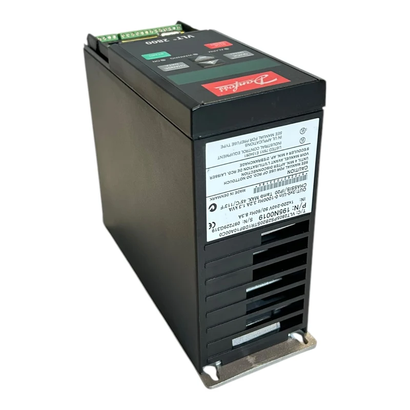Danfoss VLT2805 195N0019 Frequenzumrichter VLT2805PS2B20STR1DBF10A00 Danfoss VLT