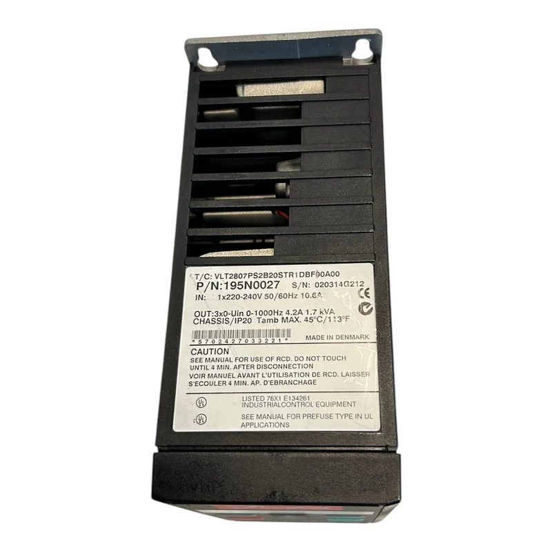 Danfoss VLT2807 195N0027 Frequenzumrichter VLT2807PS2B20STR1DBF00A00 Danfoss VLT