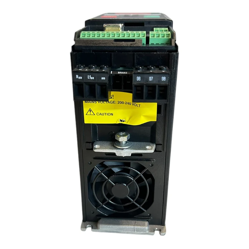 Danfoss VLT2803 195N0007 Frequenzumrichter VLT2803PS2B20STR1DBF10A00C0 Danfoss V