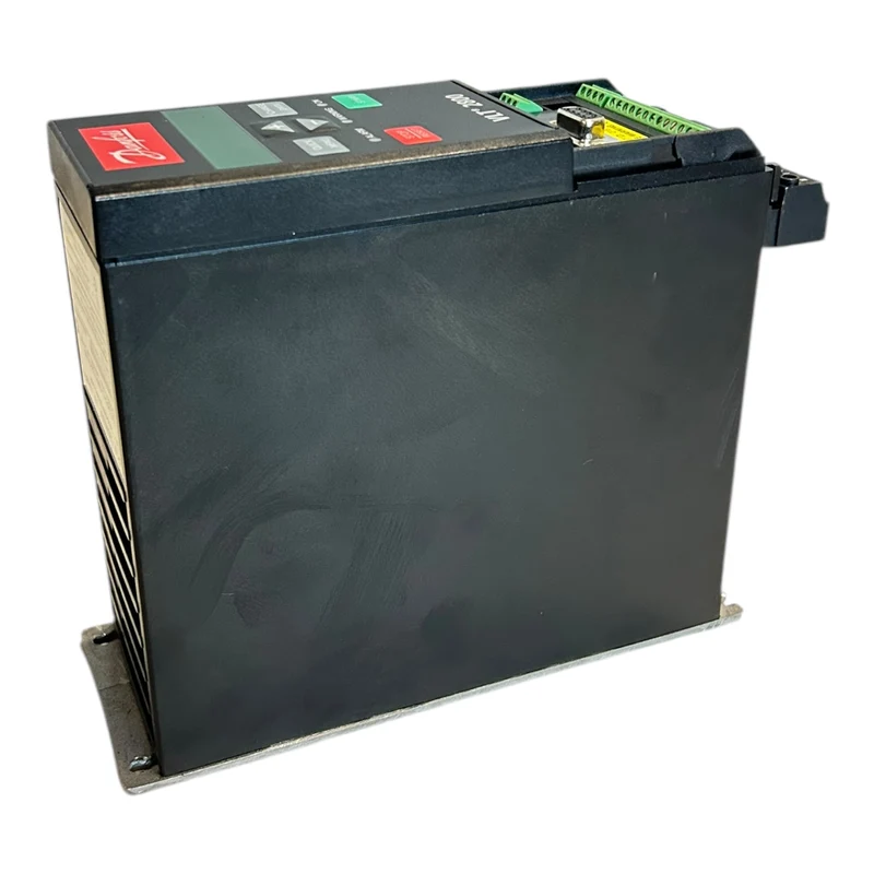 Danfoss VLT2803 195N0007 Frequenzumrichter VLT2803PS2B20STR1DBF10A00 Danfoss VLT