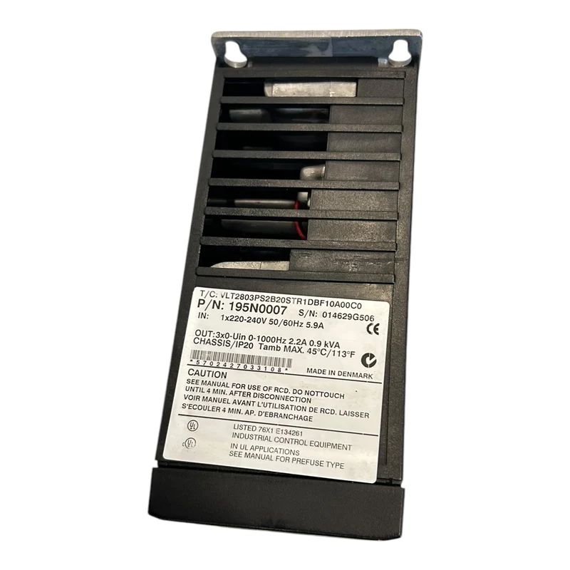 Danfoss VLT2803 195N0007 Frequenzumrichter VLT2803PS2B20STR1DBF10A00C0 Danfoss V