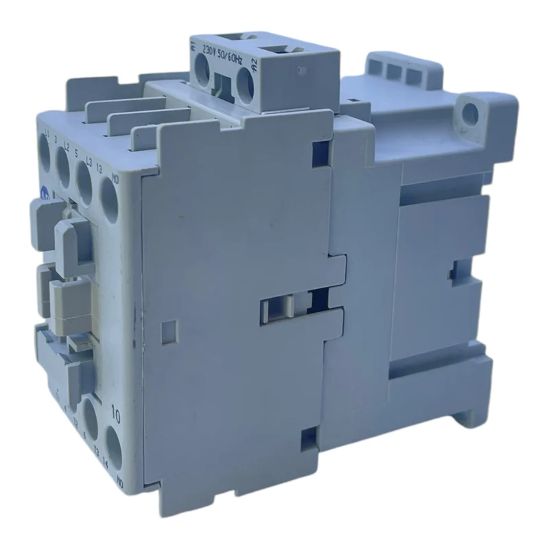 Allen-Bradley 100-C12*10 Leistungsschütz Allen-Bradley 100-C12*10 Leistungsschüt