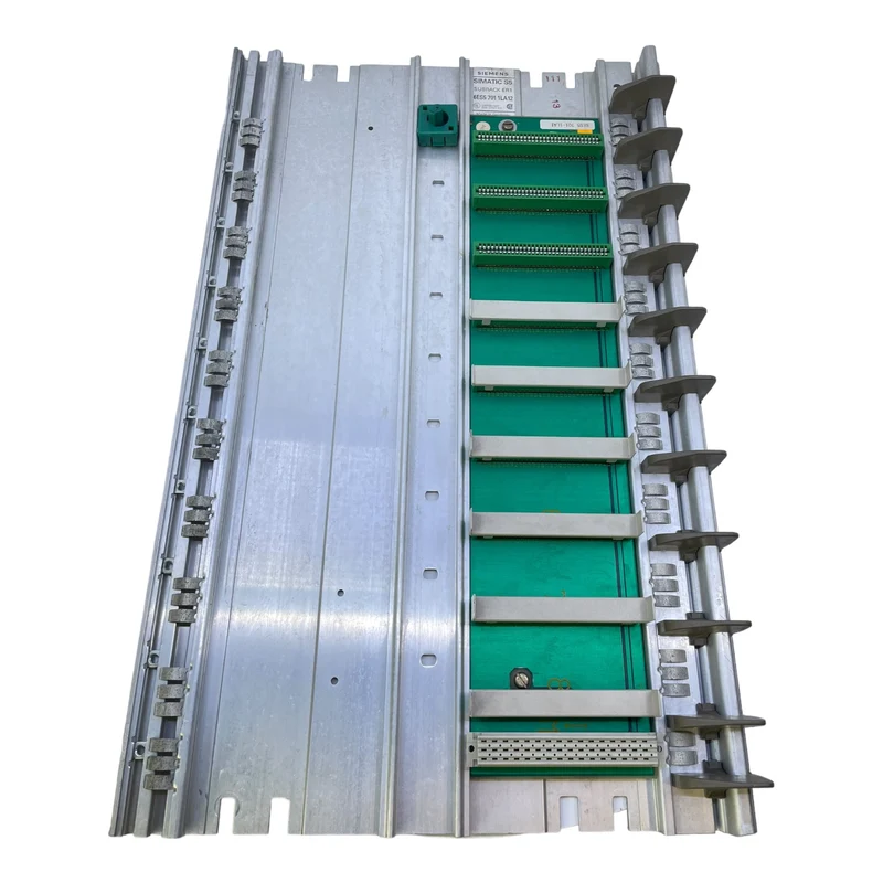 Siemens 6ES5701-1LA12 Subrack Baugruppenträger für industriellen Einsatz Siemens