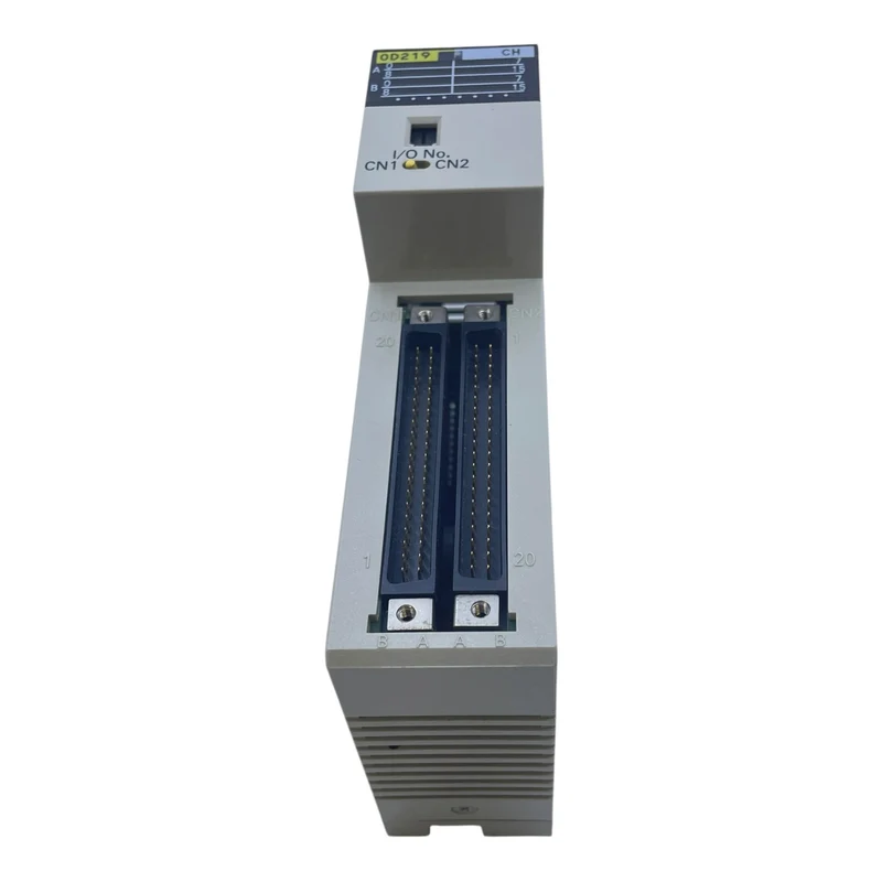 Omron Ausgangsmodul C200H-OD219 Output für industriellen Einsatz Ausgangsmodul