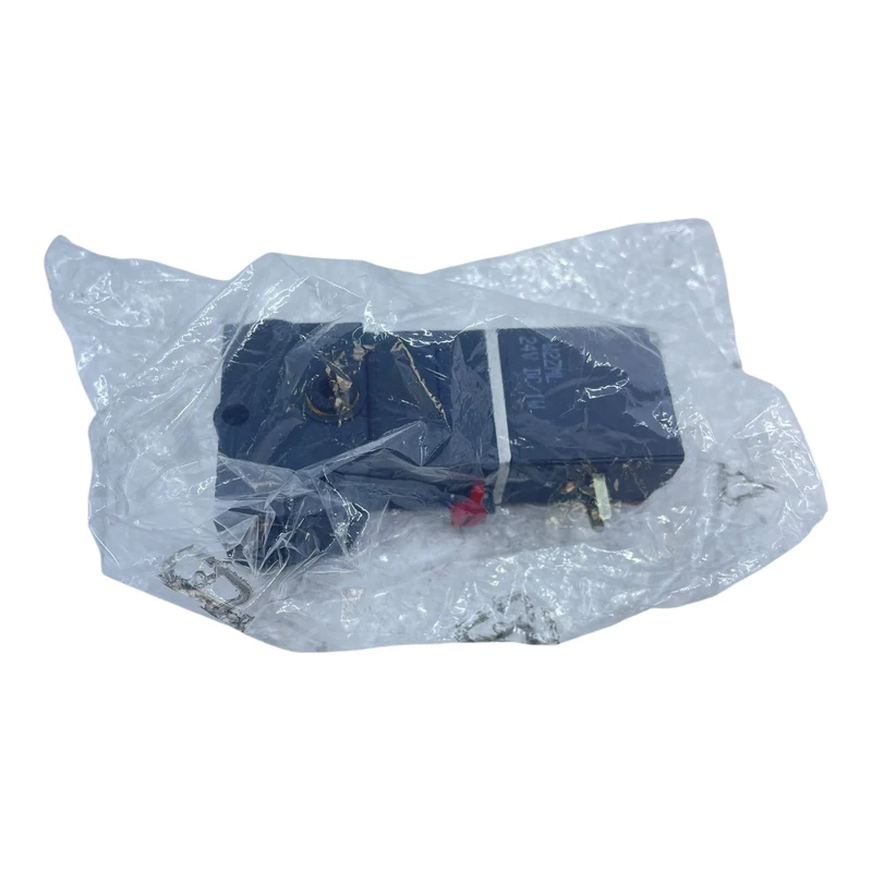 Bürkert Magnetventil 6106 C 0,9 FKM PA 24V 00137459 Magnetventil von Bürkert