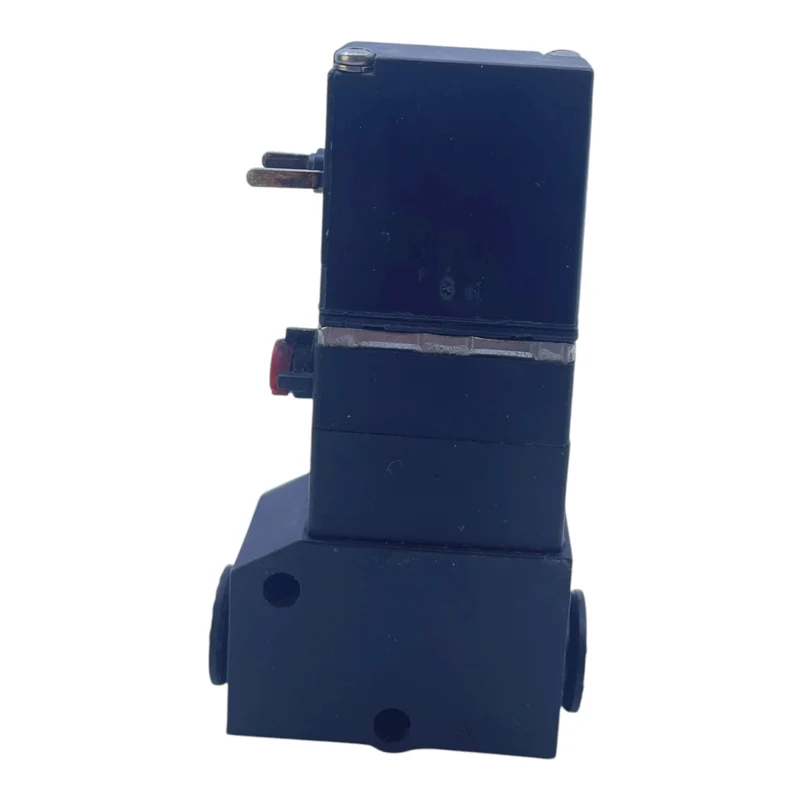 Bürkert Magnetventil 6106 C 0,9 FPM PA 24V 137459 Magnetventil von Bürkert