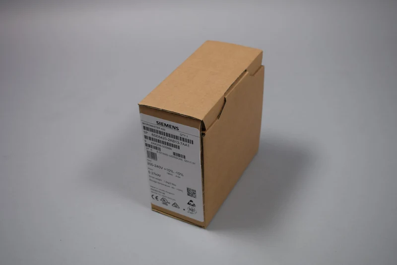 SIEMENS 6SE6420-2AB13-7AA1 auf Lager