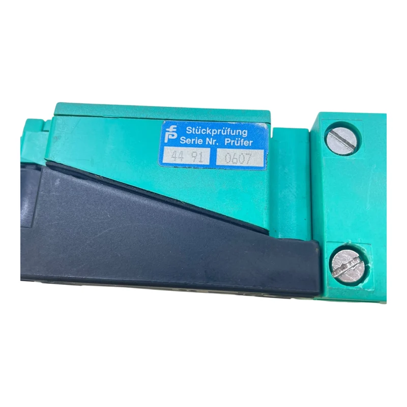 Pepperl+Fuchs Sensor NJ15+01559S+U1+08272S+A2+15712S Sensor für die Industrie