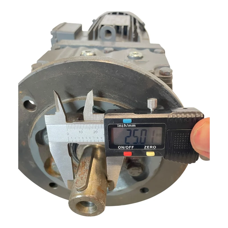 SEW Getriebemotor 0,75kW RF37DT80N4 230/400V Für den Industriellen Bereich