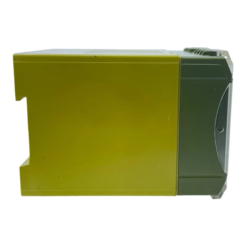 Pilz Sicherheitsrelais 230V PNOZ 1 475650 Pilz für die Industrie vorgesehen