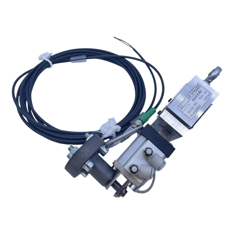 SMC Pneumatikzylinder CDQ2B20-5DCZ mit S2Tech Kraftsensor 535QD-A1M 12kg