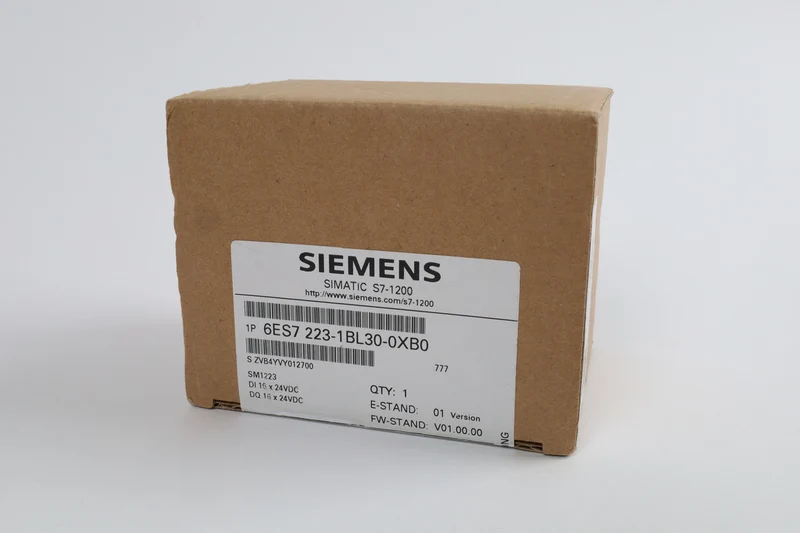 SIEMENS 6ES7223-1BL30-0XB0 auf Lager