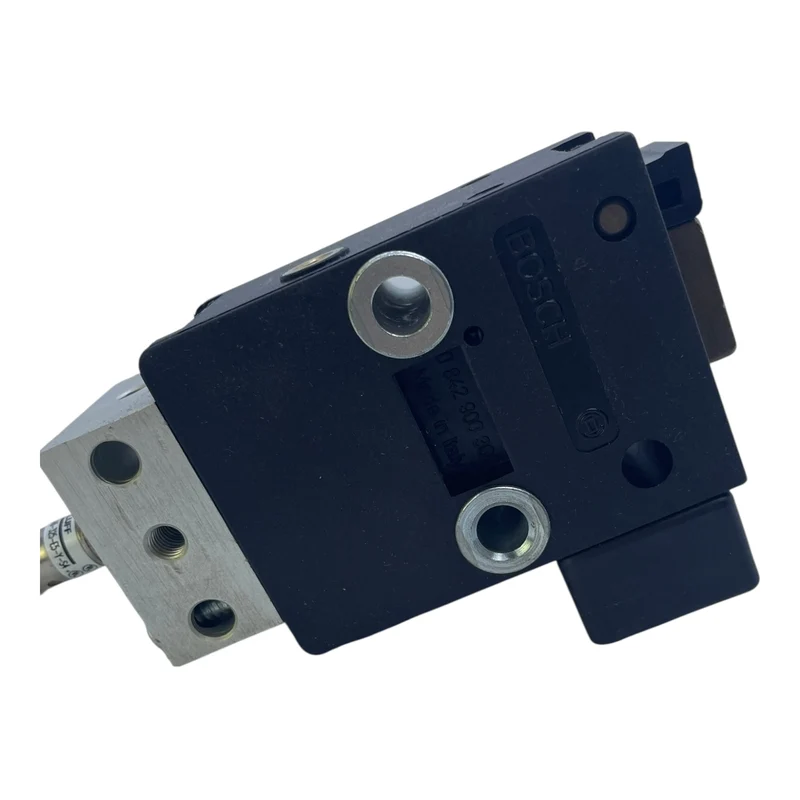 Bosch Pneumatikventil 0842900300 mit Balluff Sensor 516-325-E5-Y-S4