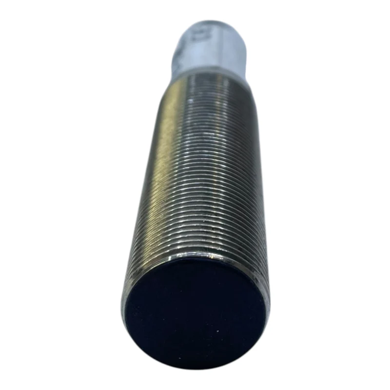 Balluff Induktiver Sensor BES01CT BES516-526-G-S4-C