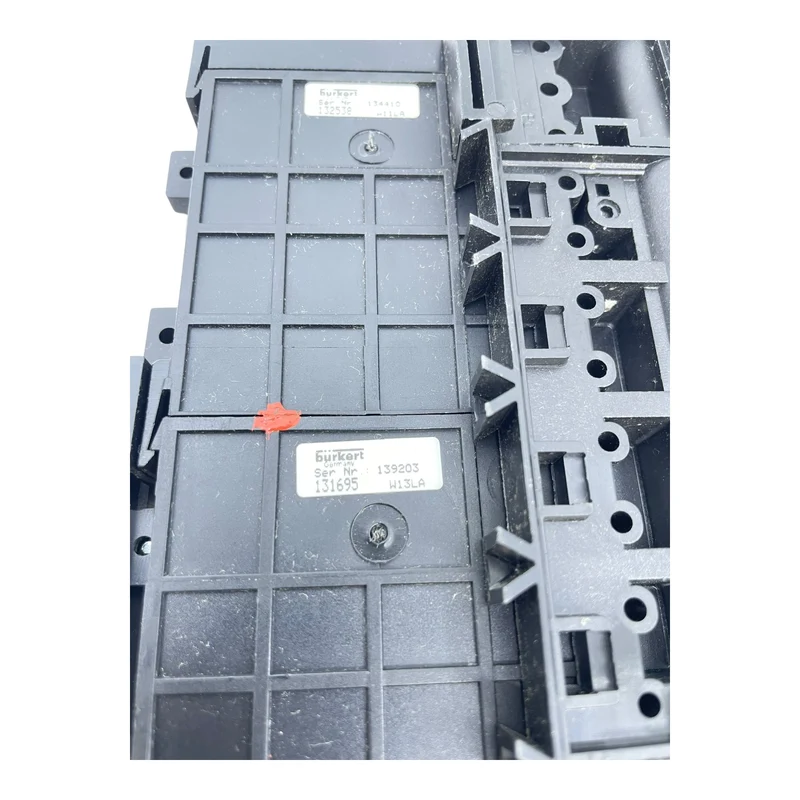 Bürkert Ventilinsel Typ 8640 Profibus DP Ventilmodul 707190