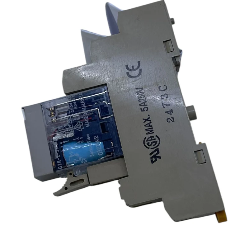 Omron Relais G2R-2-SN 24V DC mit Sockel DIN-Schiene 5A 250V