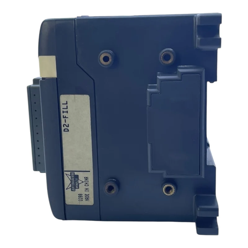 Koyo DirectLogic 205 SPS DL240 + D2-16ND3-2 + D2-16TD2-2 Module